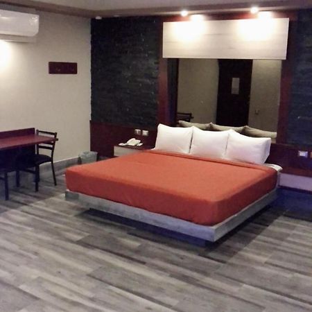 Hotel Plaza Arteaga มอนแตร์เรย์ ภายนอก รูปภาพ